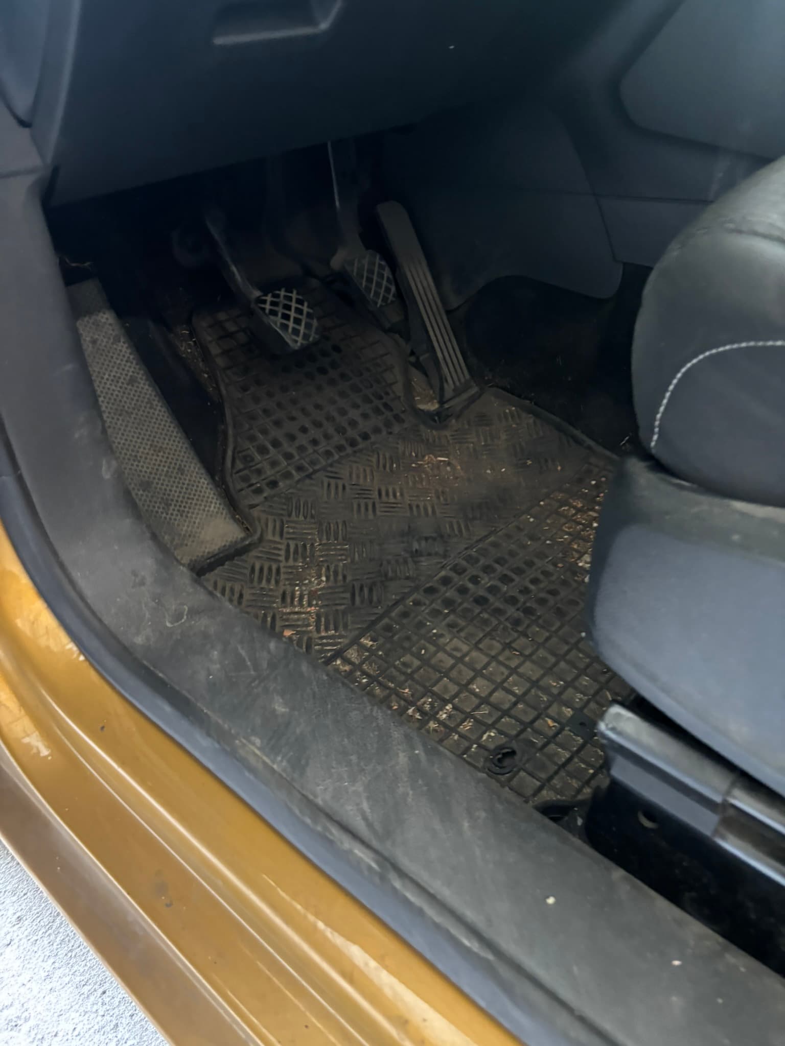 Volkswagen Caddy — Premium Reset Před 2
