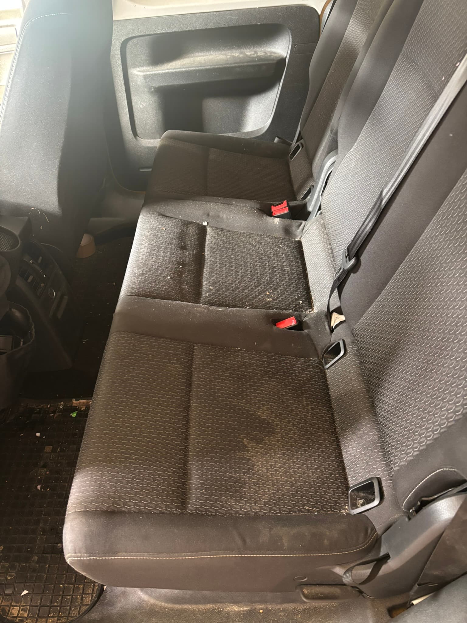 Volkswagen Caddy — Premium Reset Před 7