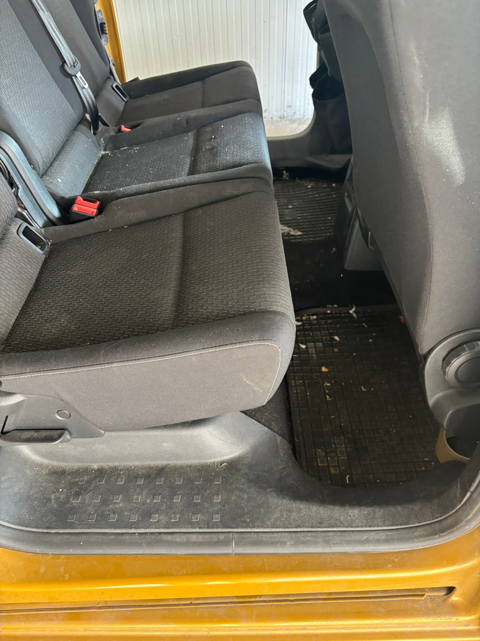 Volkswagen Caddy — Premium Reset Před 8