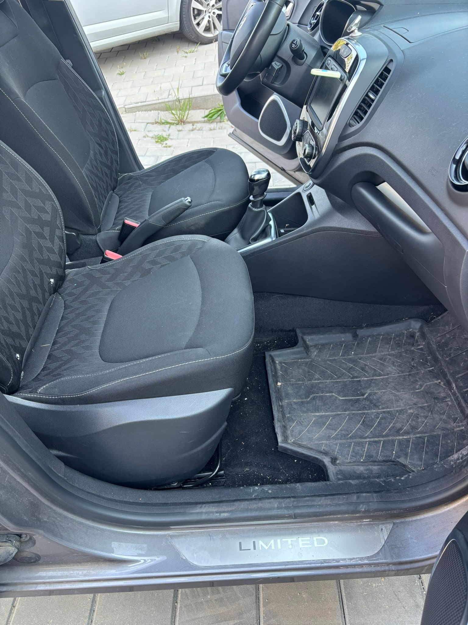 Renault Captur Před 5