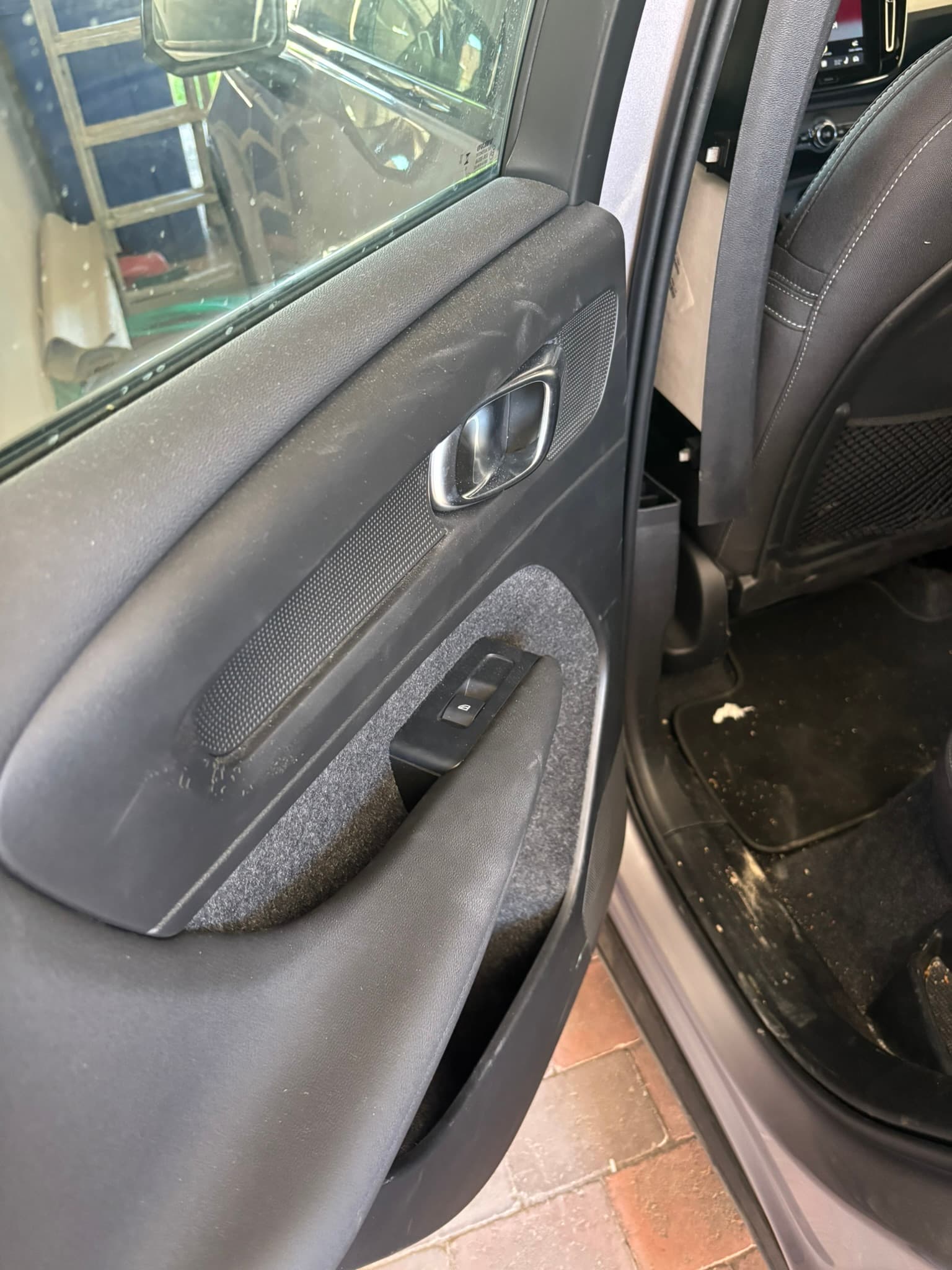 Volvo XC40 — Deep Clean Před 6