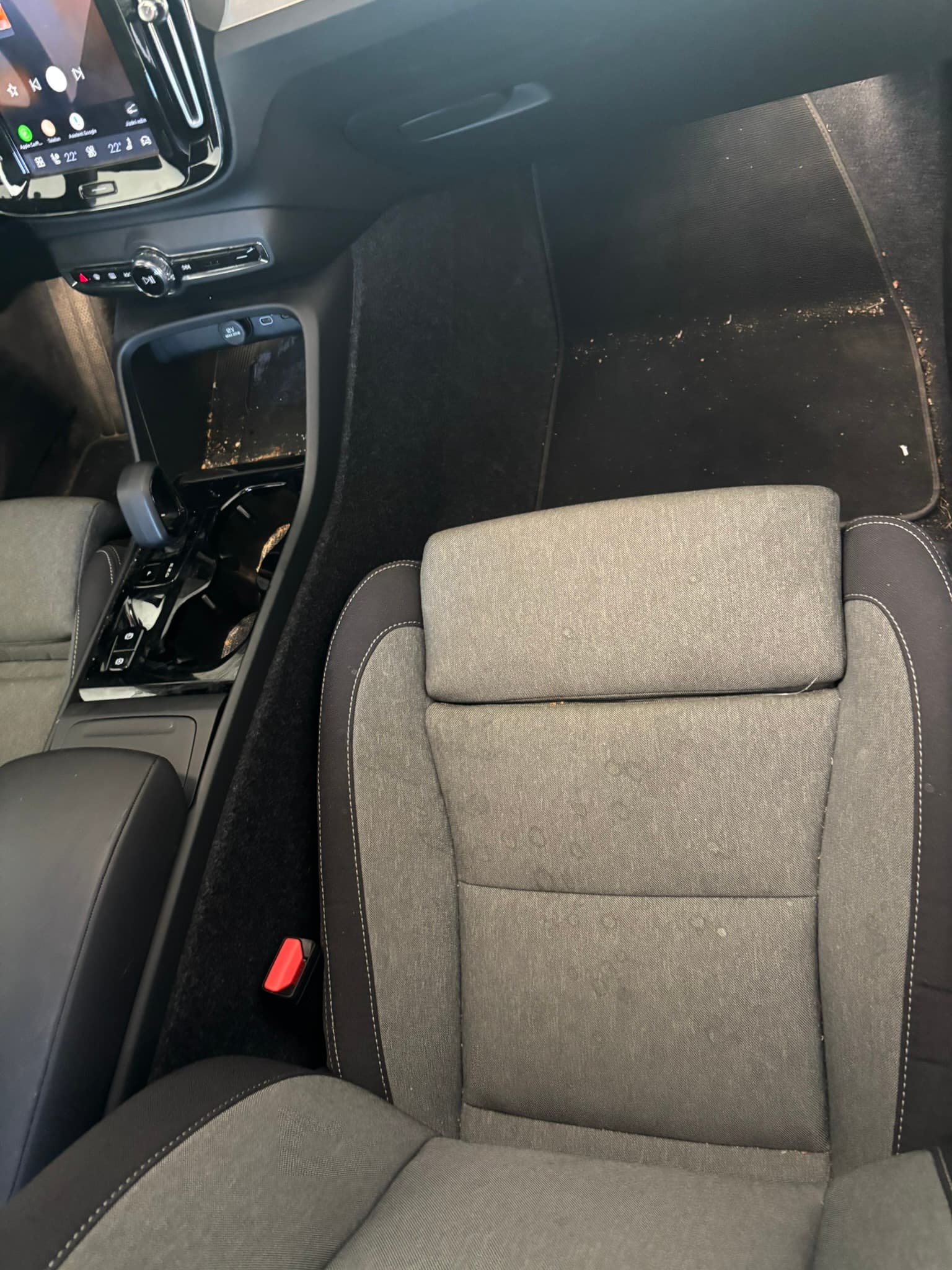 Volvo XC40 — Deep Clean Před 10