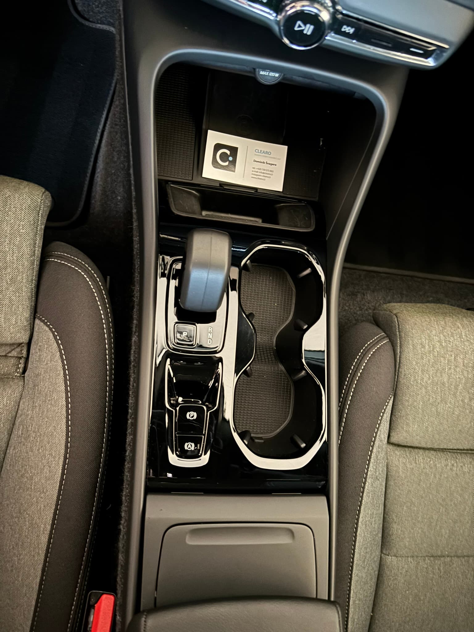 Volvo XC40 — Deep Clean Po 5