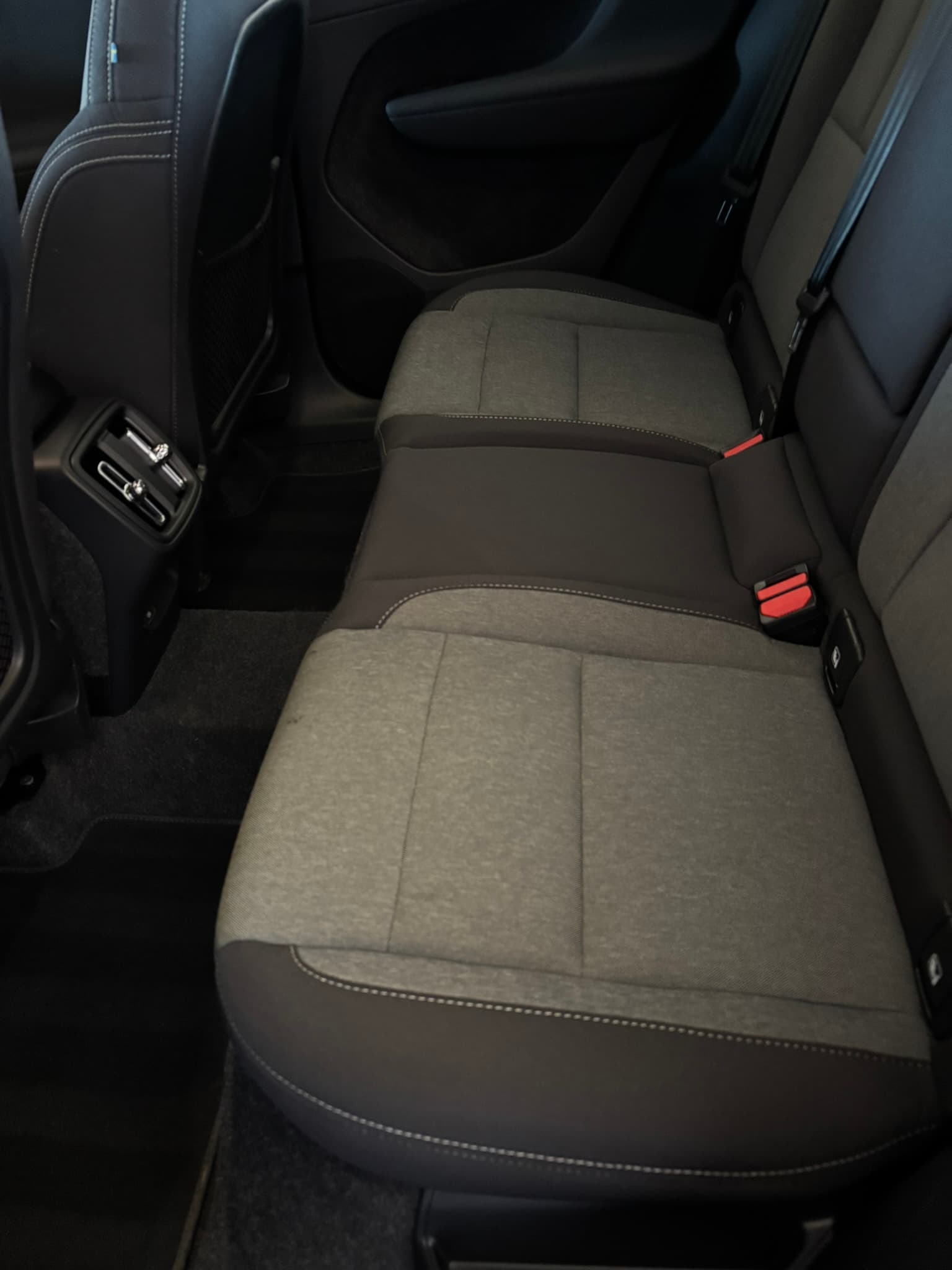 Volvo XC40 — Deep Clean Po 7