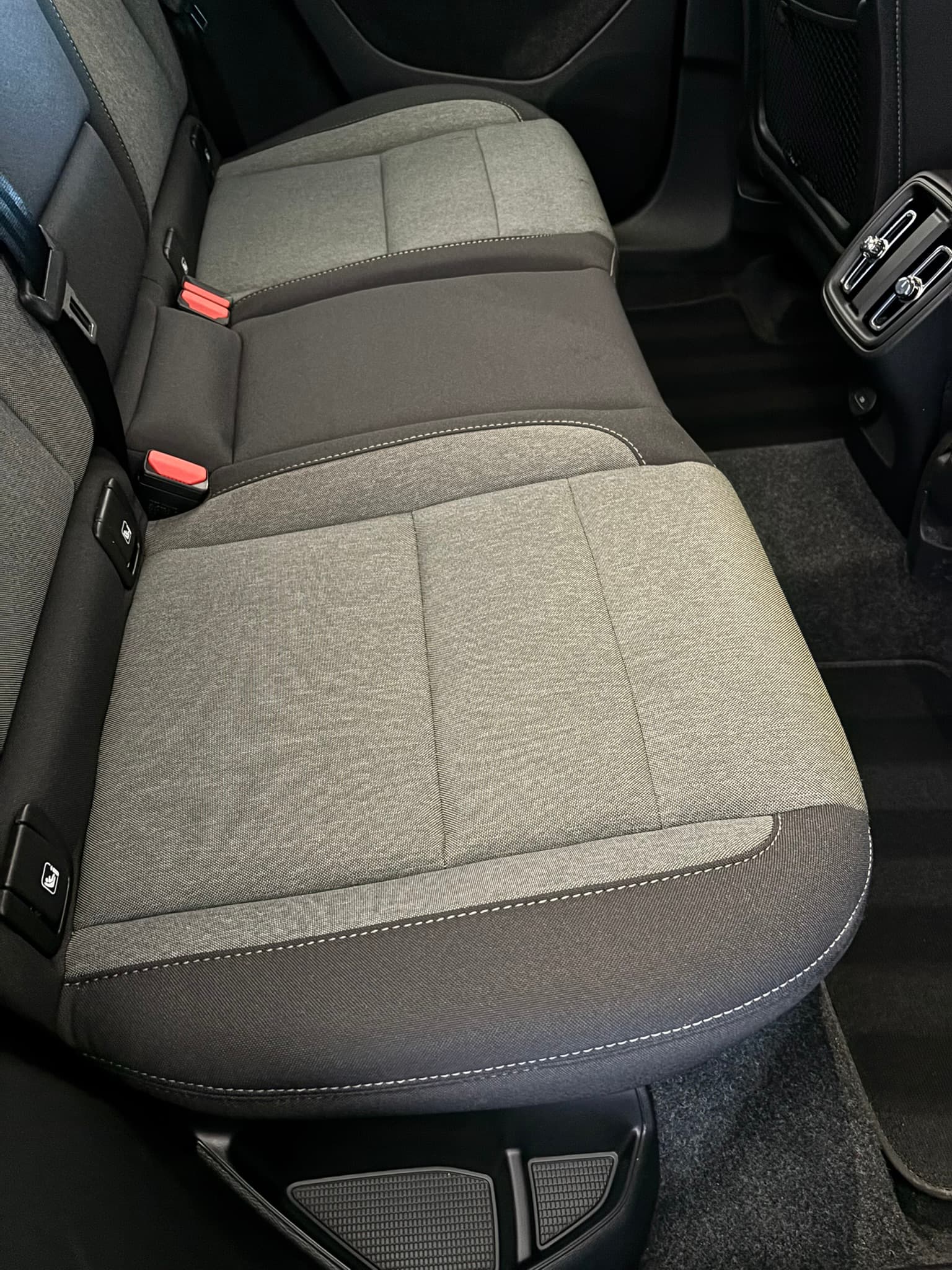Volvo XC40 — Deep Clean Po 9