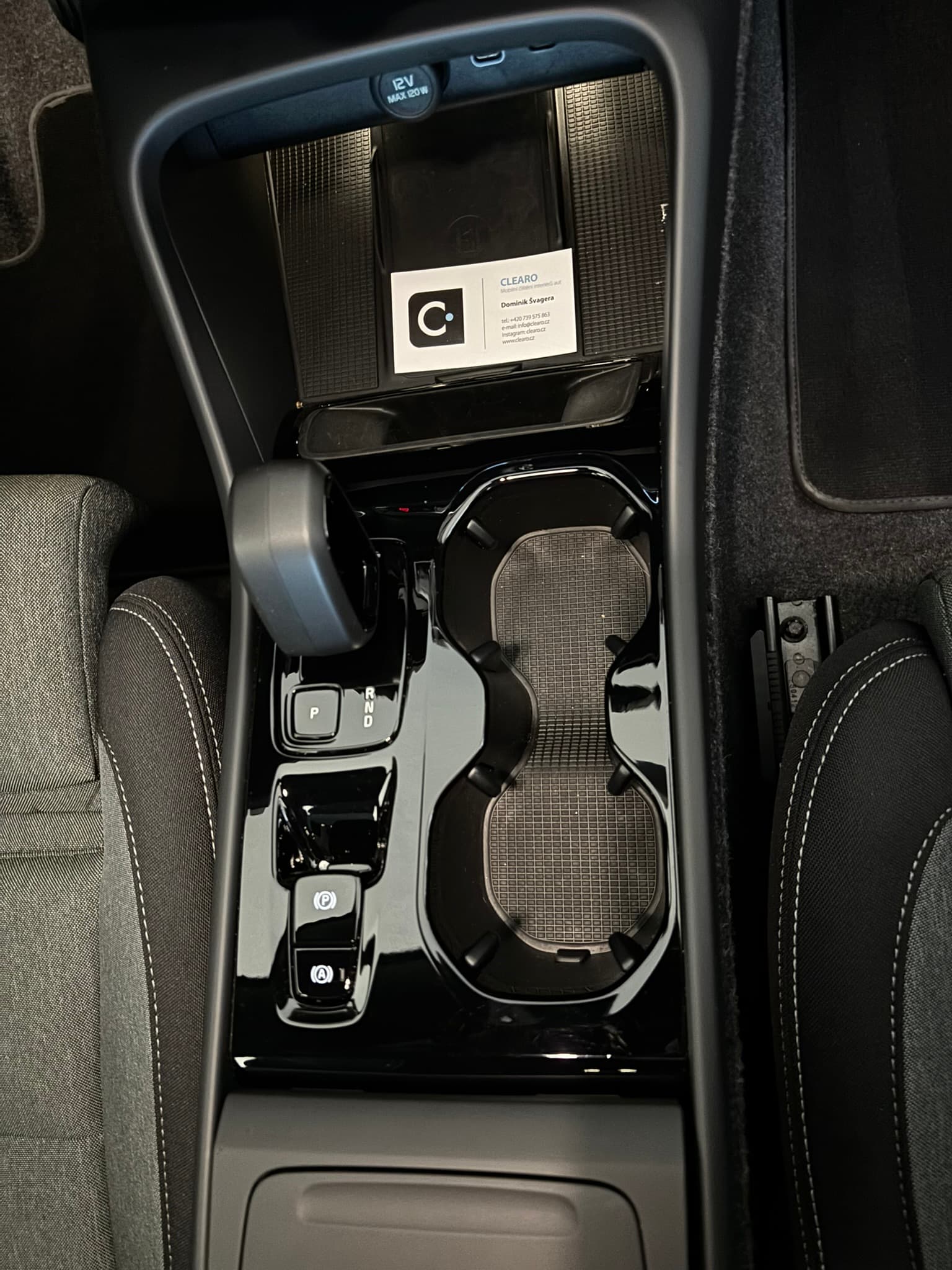 Volvo XC40 — Deep Clean Po 11